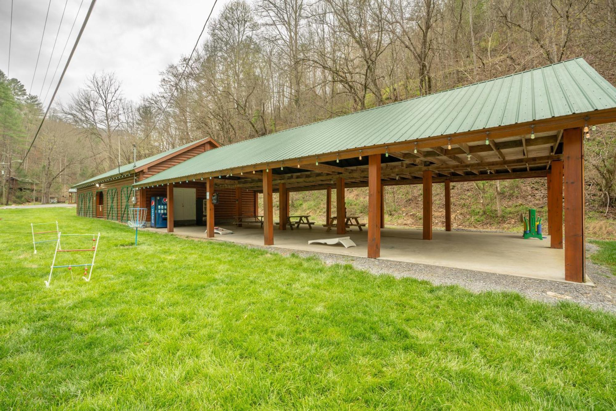 Hawks Nest Mountain Cabin Сивиървил Екстериор снимка