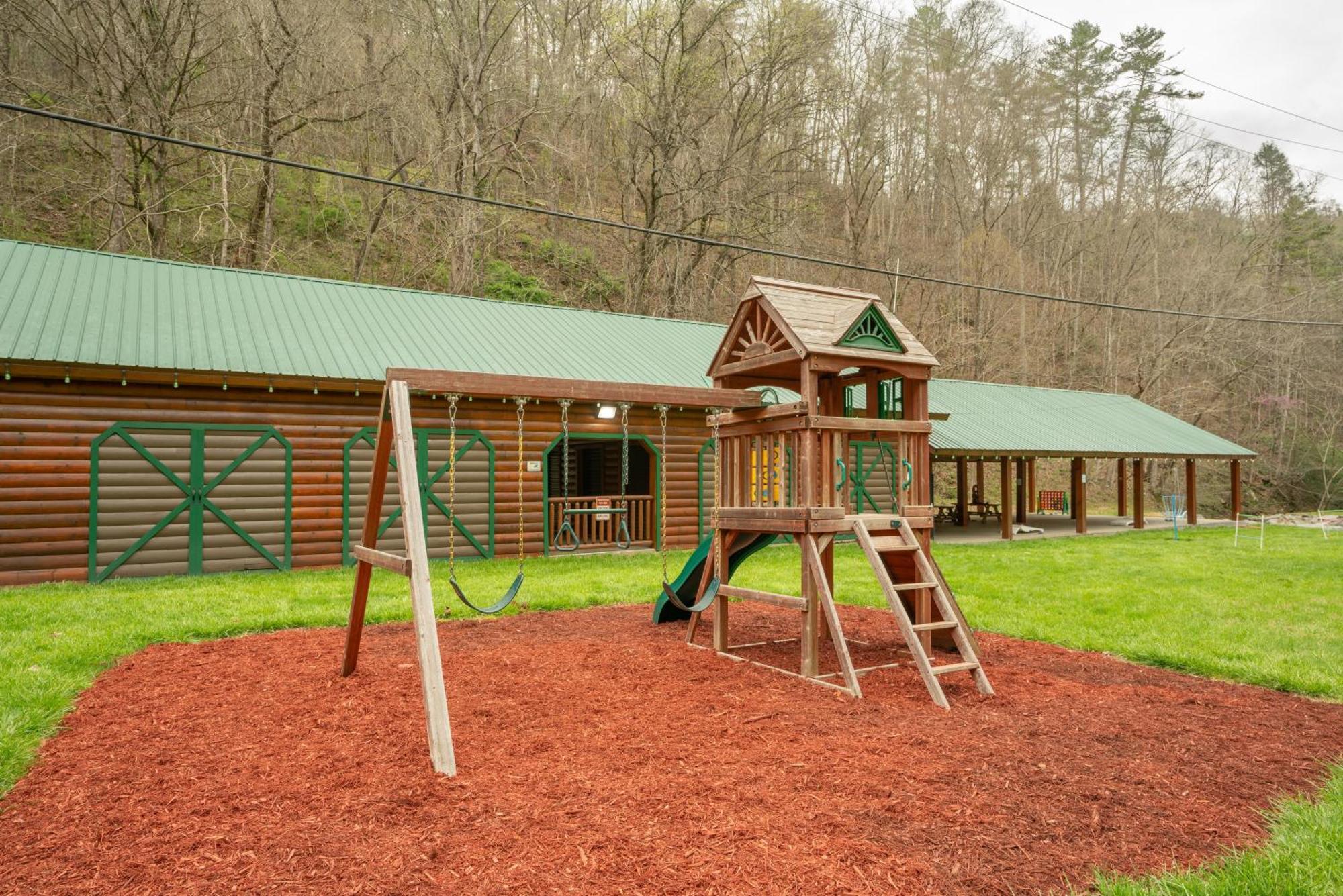 Hawks Nest Mountain Cabin Сивиървил Екстериор снимка